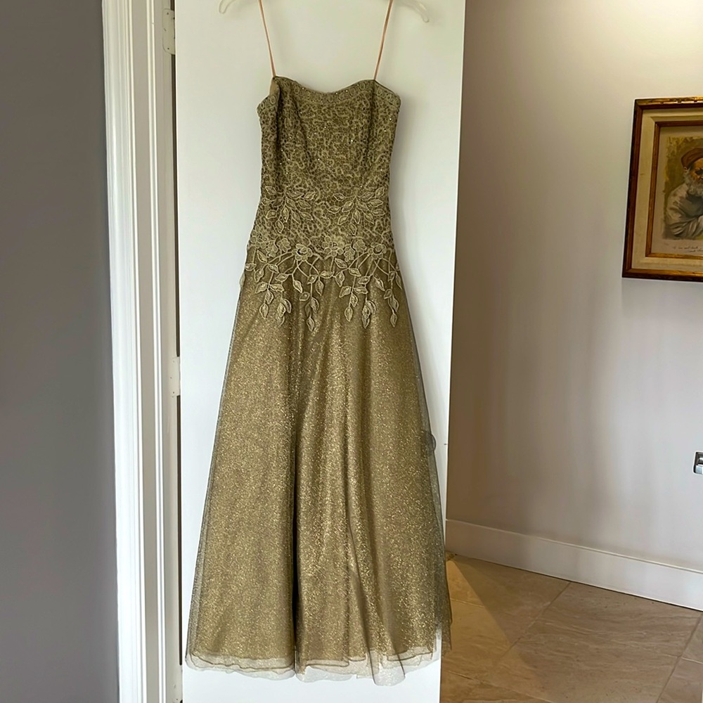 Gold evening gown.  SZ 4